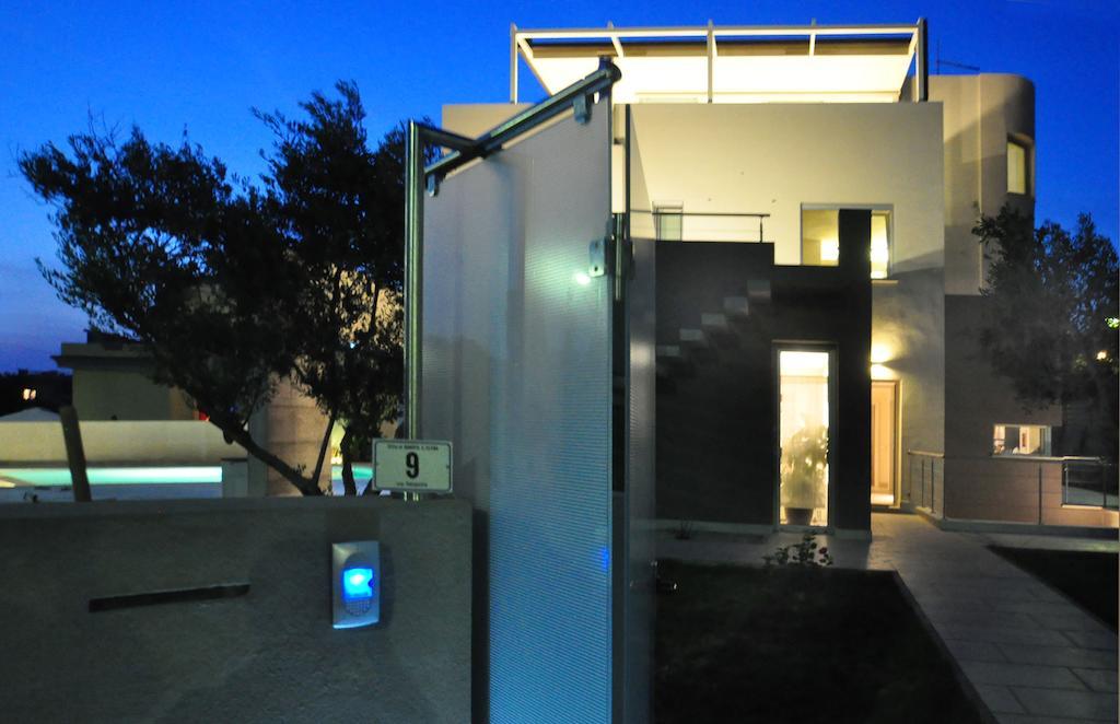 Bed and Breakfast Art House Quartu - Margine Rosso Quartu SantʼElena Exterior foto